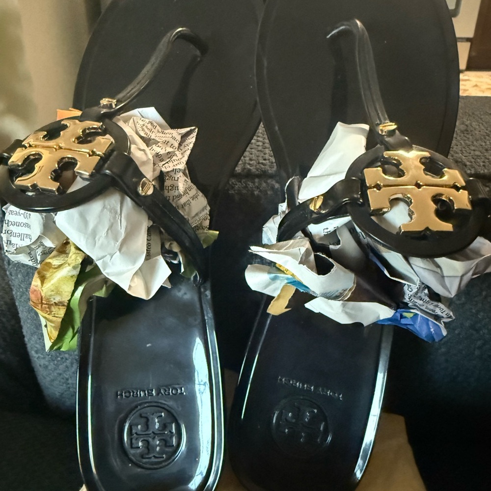 Tory Burch Women's Mini Miller Flip Flops - Picture 7 of 7